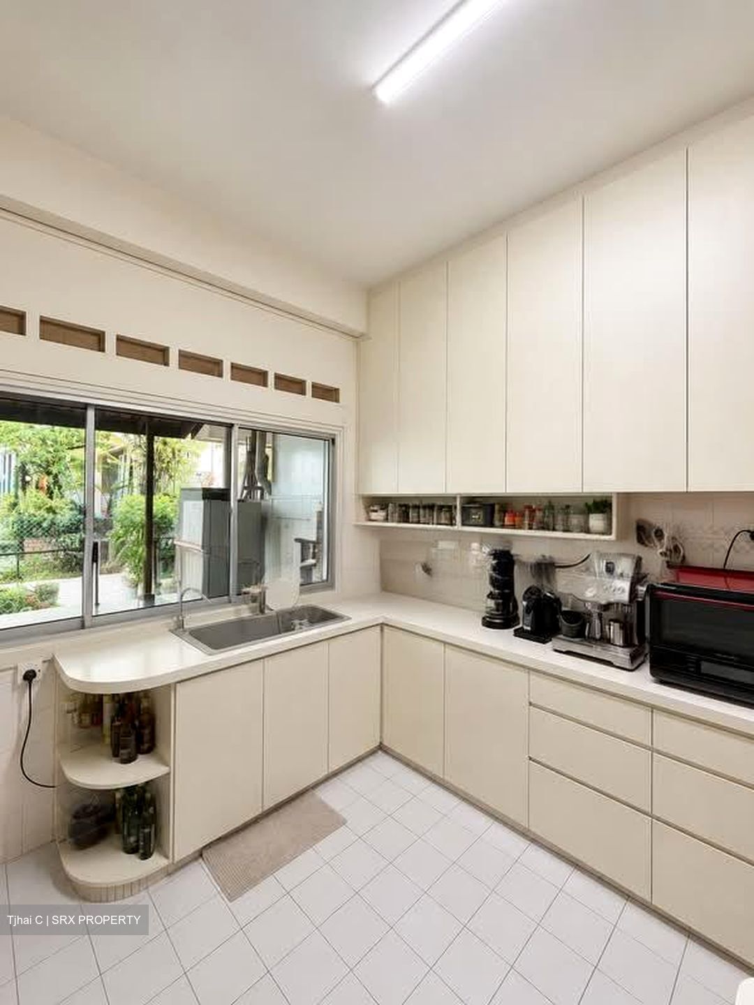Serangoon Garden Estate (D19), Terrace #568120381